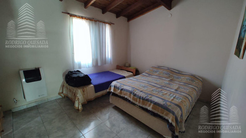 Dúplex De 2 Dormitorios C/ Cochera En Costa Azul.