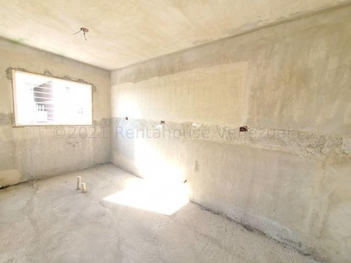 Imagen 8 de 26 de @enzococchioni.rah En Venta Penthouse Obra Gris Urb. La Ciénaga Av. Alfaragua Maracay 22-5983