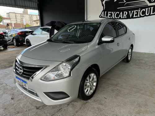 Nissan Versa 1.6 16V FLEXSTART SV 4P XTRONIC