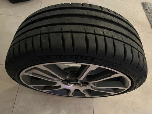 Imagen 2 de 4 de Rueda Original - Incluye Cubierta Fiat Abarth Turismo 595