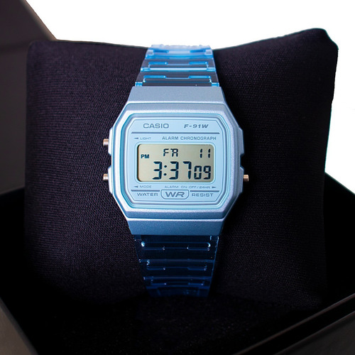 Imagem 3 de 10 de Relógio Casio Feminino Vintage F-91 Transparente Cores