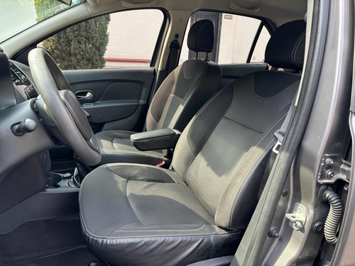 Renault Logan 1.6 Intens Mt