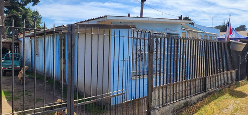 Acogedora Casa En Venta De 4 Dorm. En Quintero