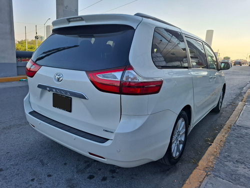 Toyota Sienna 3.5 Limited At