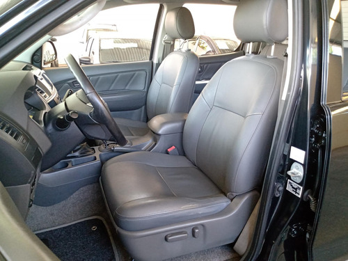 Imagem 7 de 12 de Hilux Cd Srv D4-d 4x4 3.0 Tdi Diesel Aut