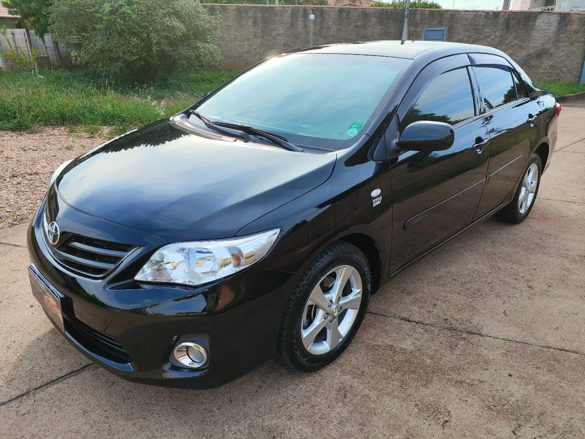 Toyota Corolla 1.8 16v Gli Flex Aut. 4p