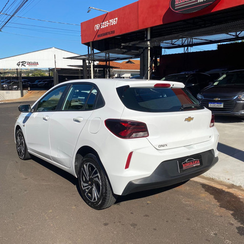 Chevrolet Onix ONIX HATCH LT 1.0 12V Flex 5p Mec.