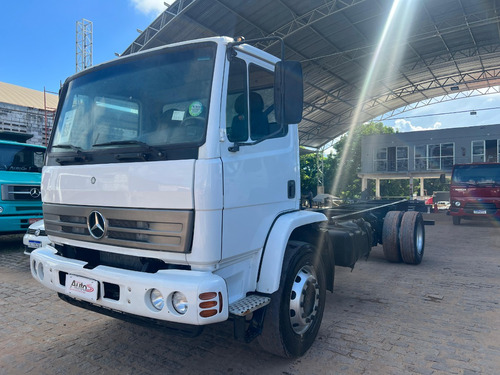 Mercedes Benz 1718 2011/2011 Chassi