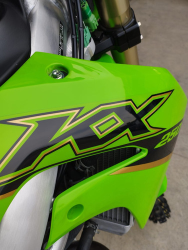 Imagen 15 de 25 de Kawasaki Kx 250, Amplio Stock Disponible, Entrega Inmediata!