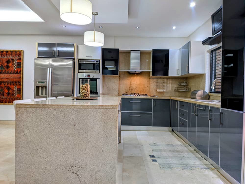 Imagen 3 de 20 de Leal Pérez Vende Casa Tipo Villa De 2niveles Las Chimeneas, Residencias Aragon Totalmente Amoblada Y Equipada