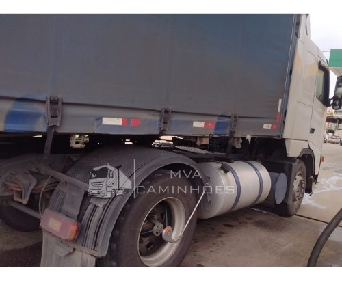 Imagem 15 de 15 de Caminhão Volvo Fh 380 4x2 Ano 2005