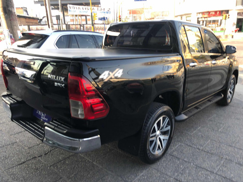 Toyota Hilux 2016 2.8 Cd Srx 177cv 4x4
