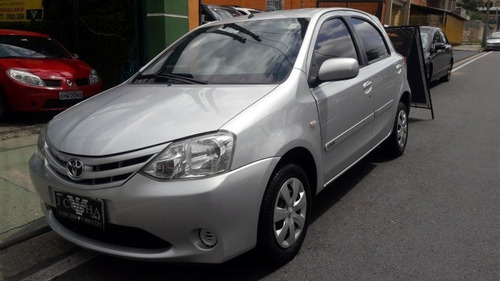 Etios 1.3 Xs 16v Flex 4p Manual