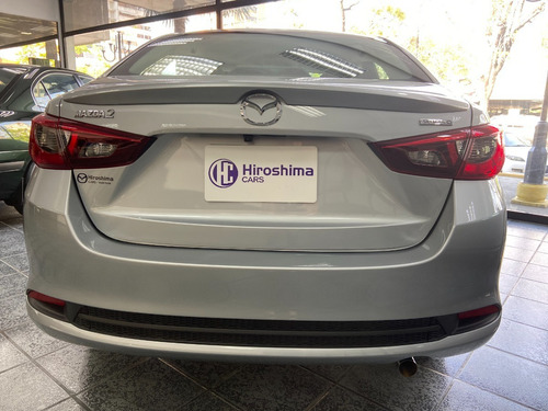 Imagen 3 de 11 de Mazda 2