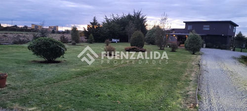 Venta Disponible! Casa Con Quincho Y Piscina Puerto Varas