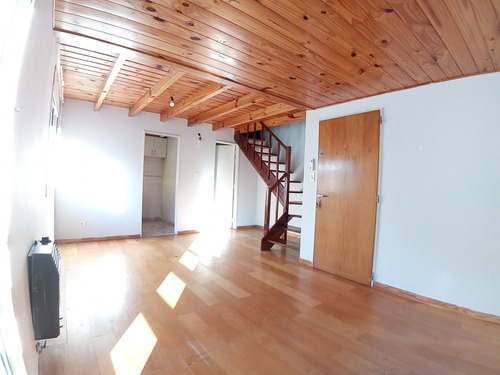 Imagen 2 de 25 de Departamento En Duplex, Dueño Vende! A 1 Cuadra De Av Maipú!