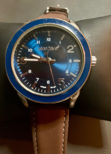 Reloj Nine2five (Usado)