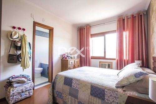 Imagem 4 de 16 de Casa Em Condomínio Na R. Doutor Mario Totta - 826