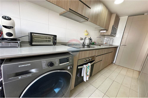 Oportunidad!! Duplex 2dorm, 2b, 2 Estac 1 Bod