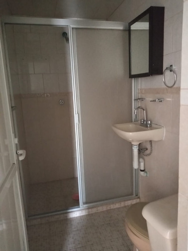Se Rentan; Departamentos, Estudio, Cuartos O Roomies, Estudiantes