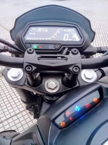 Imagen 9 de 14 de Bajaj Dominar 400