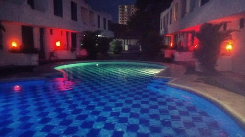Imagen 2 de 8 de Oportunidad Casa En Tonsupa + Estacionamiento