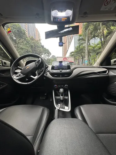 Chevrolet Onix 1.0T Premier Sedan At