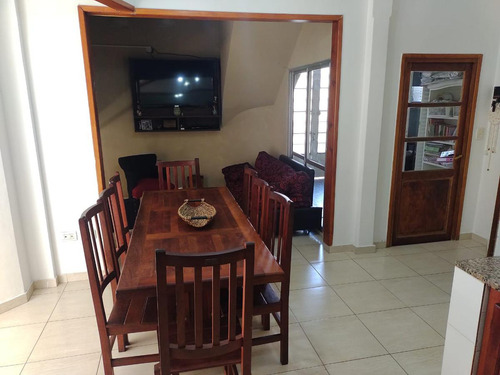 Ph En Venta - 2 Dormitorios 1 Baño - Cochera - 102mts2 - Ringuelet, La Plata