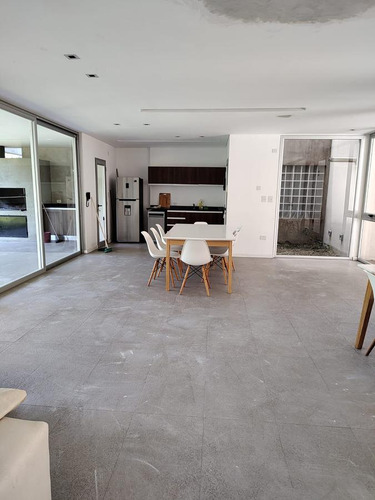 Departamento Alquiler Temporario City Bell Dormitorio Cocher