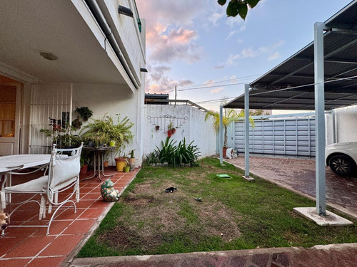 Venta Casa 3 Dormitorios A Metros Del Orfeo Planos