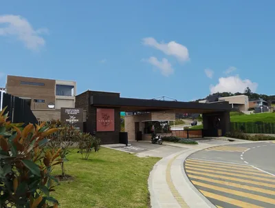 Lote y casalote en venta