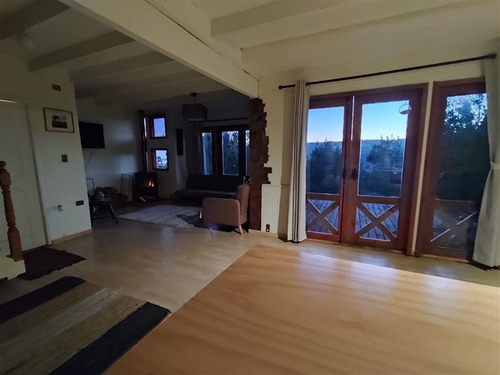 Imagen 12 de 14 de Casa En Venta De 5 Dorm. En Puerto Montt