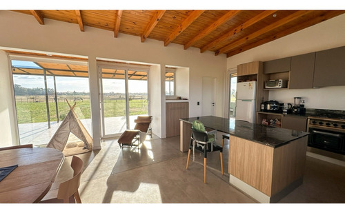 Hermosa Casa De Campo En Venta