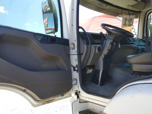 Volkswagen 25.360 Constel. 6x2 Tractor 2p 2021