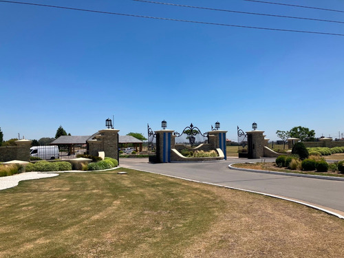 Imagen 7 de 14 de Venta De Lote En Sector Golf, La Providencia Canning