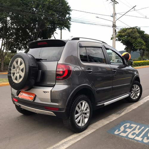 Volkswagen Crossfox 1.6 Mi Flex 8v 4p Manual