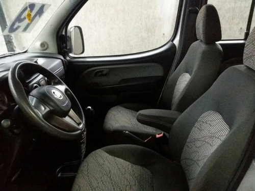 Fiat Doblò 1.8 Flex 4p Essence 7 Lugares 2019