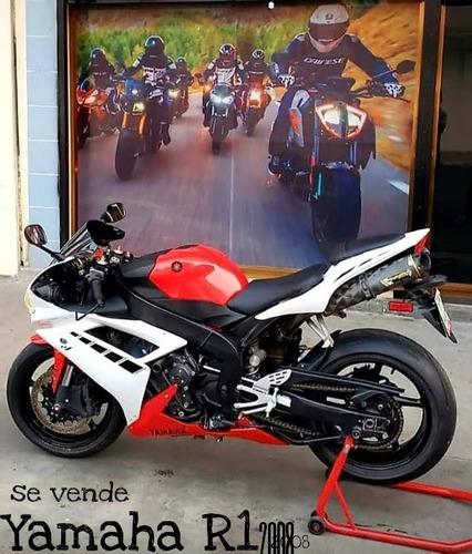Imagen 1 de 12 de Yamaha R1 R1