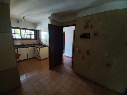 Bucarelli Y Campillo Parque Chas Lote Con Casa Para Construir 775 M2 Vendibles Desarrollado En Pb, 5 Pisos Y 2 Retiros