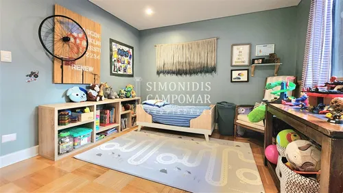 Departamento En Venta De 4 Dorm. Parque Forestal En Santiago
