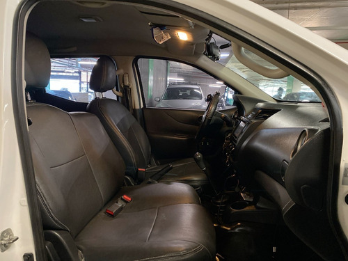 Imagen 20 de 25 de Nissan Np300 Frontier