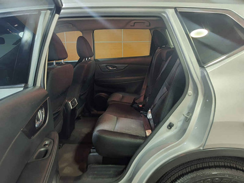 Imagen 9 de 11 de Nissan X Trail 2018 5p Sense 2 L4/2.5 Aut