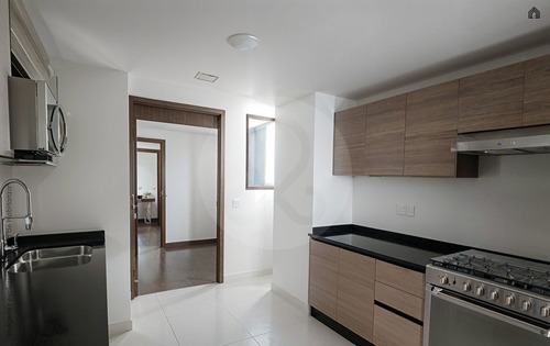 Departamento En Renta En Bosque Real