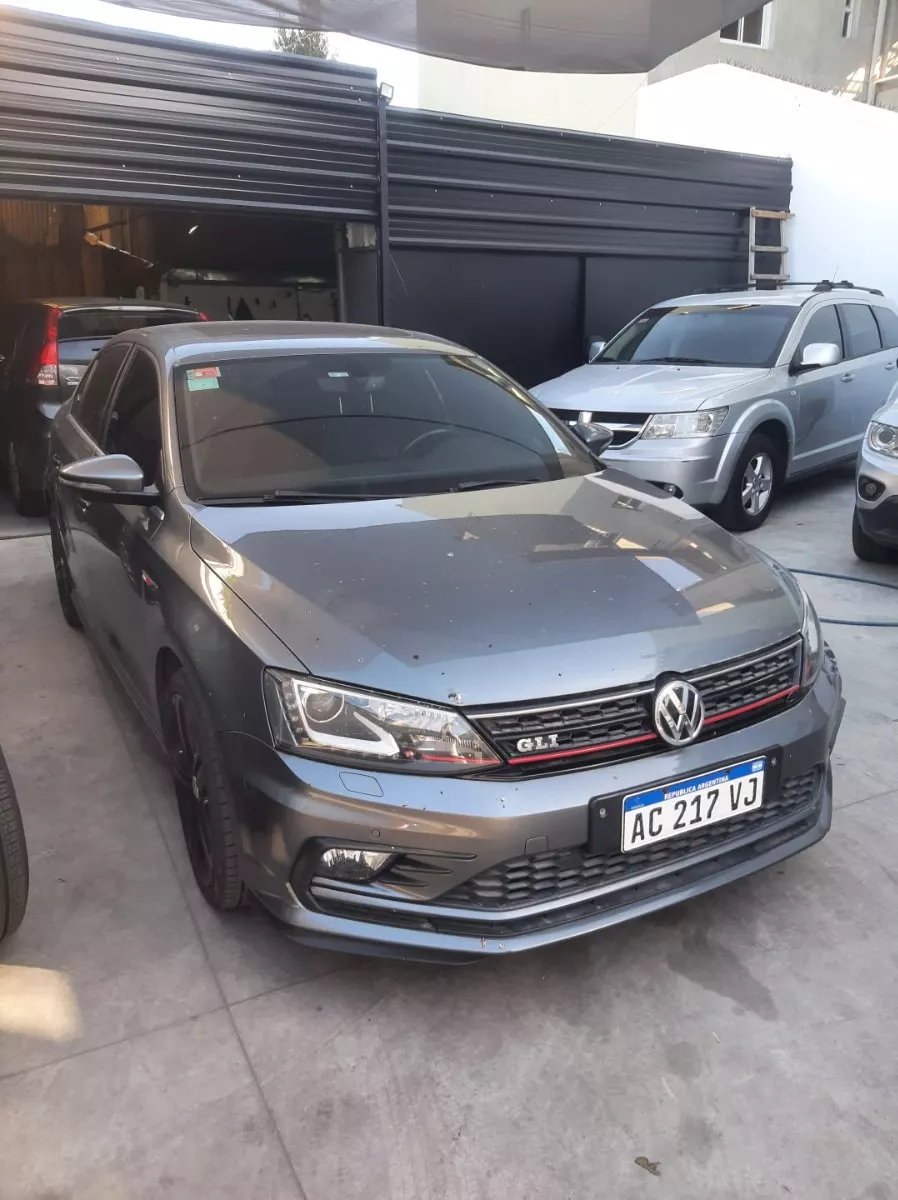 Volkswagen Vento 2.0 Tsi Gli 211cv App Connect + Nav