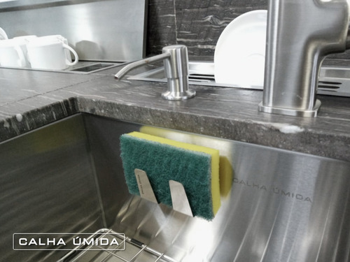 Imagem 3 de 7 de Dispenser Dosador Sabão Líquido Embutir + Porta Esponja Inox