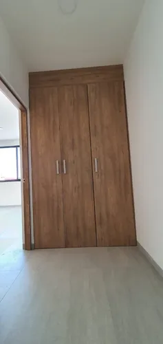Preciosa Casa Seminueva Moderna, Amplia Iluminada Para Cualquier Requerimientos, Amplia Recamara Con Baño En Pb, 4 Rec Con Baño Propio, Exclusivo Para Vivir O Inversion