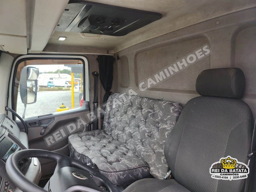 Imagem 11 de 15 de Volkswagen Constellation 24.280 Truck Baú 11 Metros Revisado