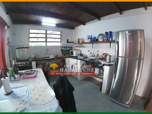 Venta De Casa Con Apartamento En Progreso, Canelones