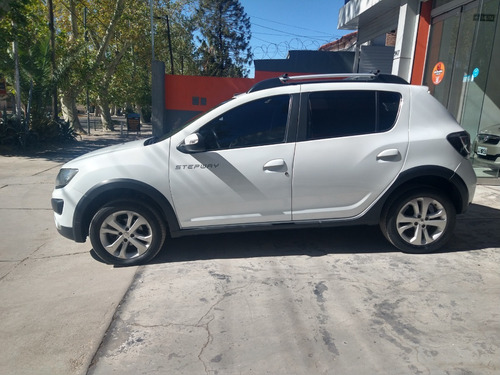 Imagen 4 de 10 de Renault Sandero Stepway Privilege 2016