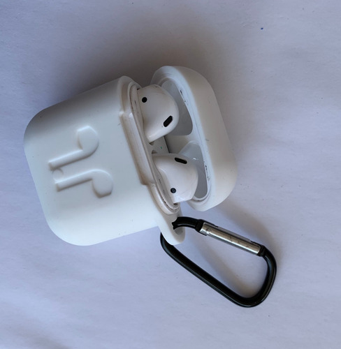 Imagen 2 de 2 de Funda Silicon Suave Tacto Seda Case AirPods Audífonos Apple